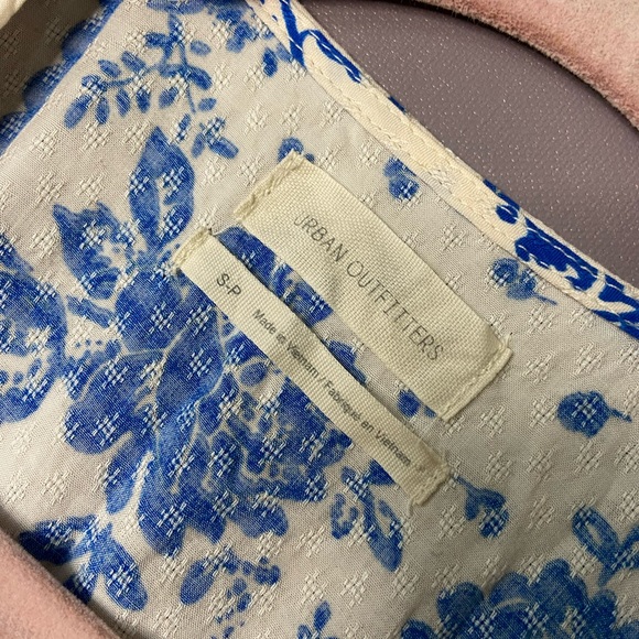 URBAN OUTFITTERS Gabrielle Wrap Dress - Picture 11 of 12